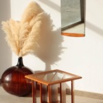 Table d'Appoint Vintage G Plan en Teck – Porte-Revues & Roulettes (Années 60)