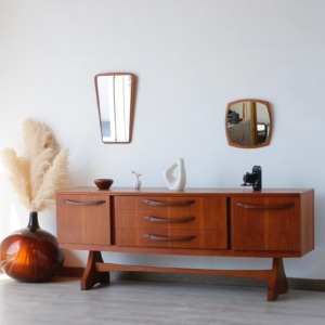 Enfilade Beautility vintage en teck et afromosia restaurée