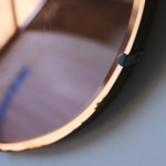 Détail micro-rayures miroir de sorcière ancien
