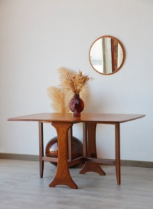 Table scandinave pliante en teck de la marque G-Plan des années 60