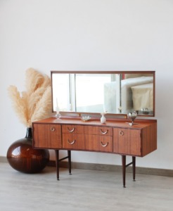 Coiffeuse vintage mid-century en teck Meredew