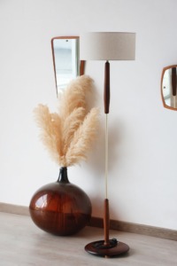 Lampadaire vintage en teck et laiton avec abat-jour crème