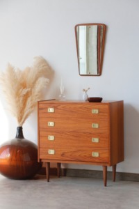 Commode danoise en teck Reoval vue d'ensemble avec miroir